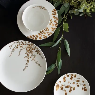 Gold-Floral-Accent-Dinner-Plate-5.webp