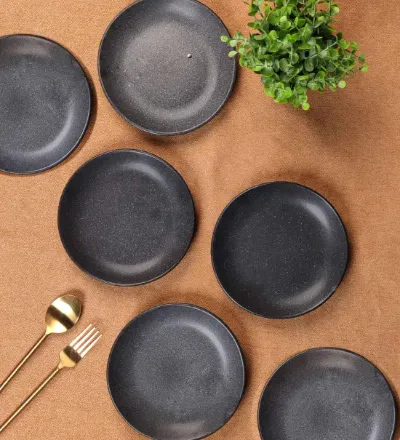 Black Dotted Matte Dinner Plate